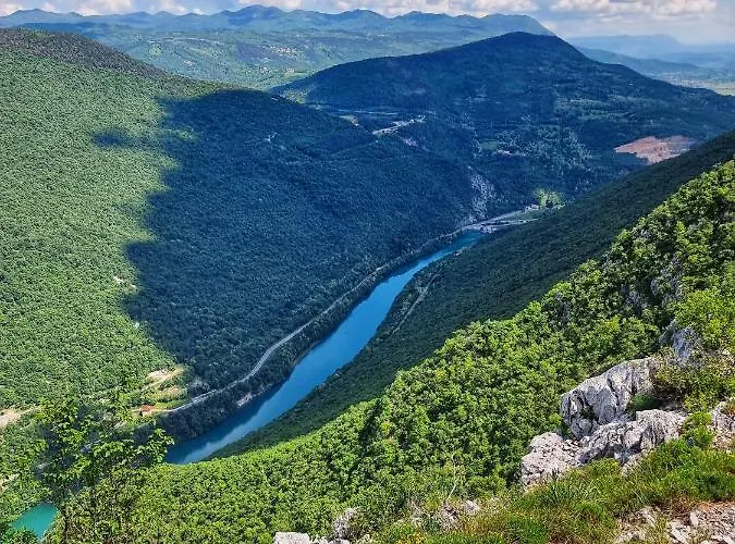 Apartma Vrtnica 5th Floor *